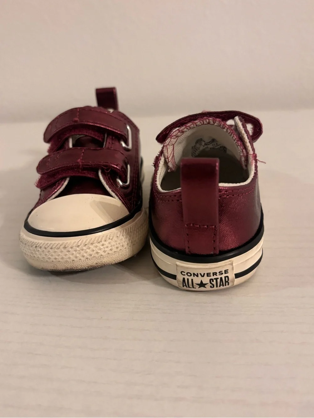 Converse metallic wine